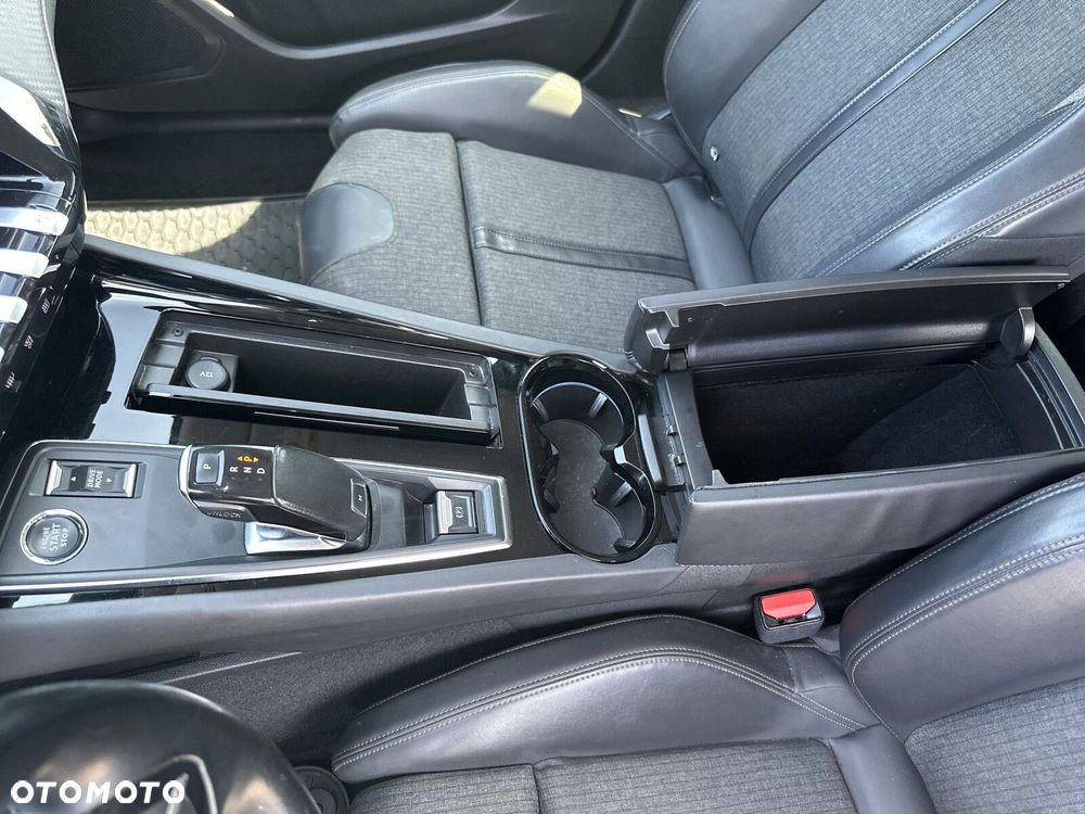 Peugeot 508 2.0 BlueHDi Allure S&S EAT8 - 26