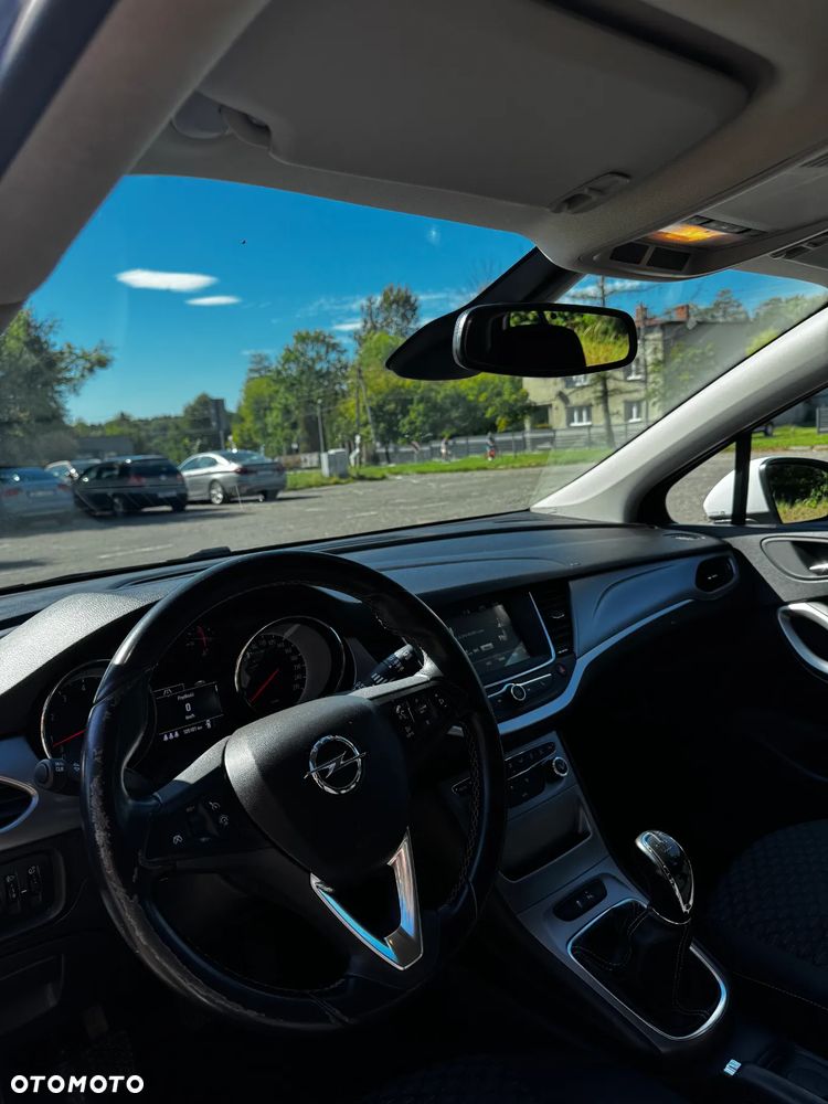 Opel Astra V 1.4 Enjoy - 4