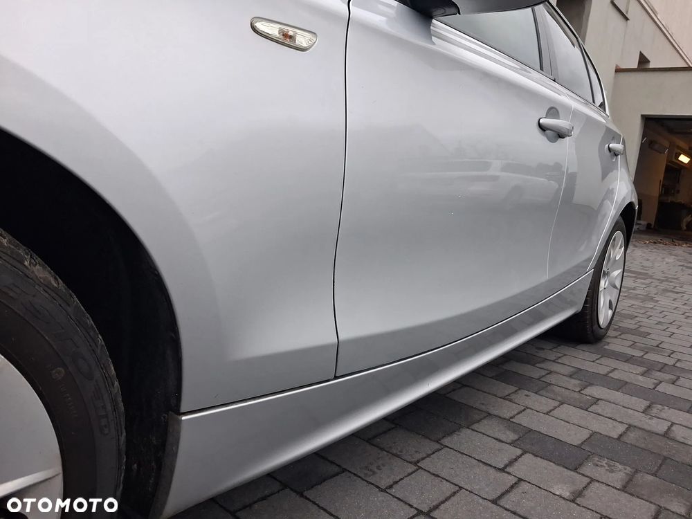 BMW Seria 1 118d - 22