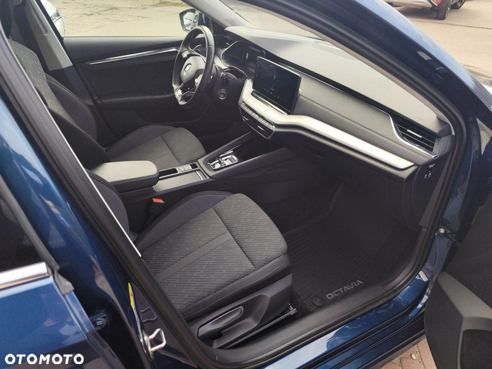 Skoda Octavia - 40