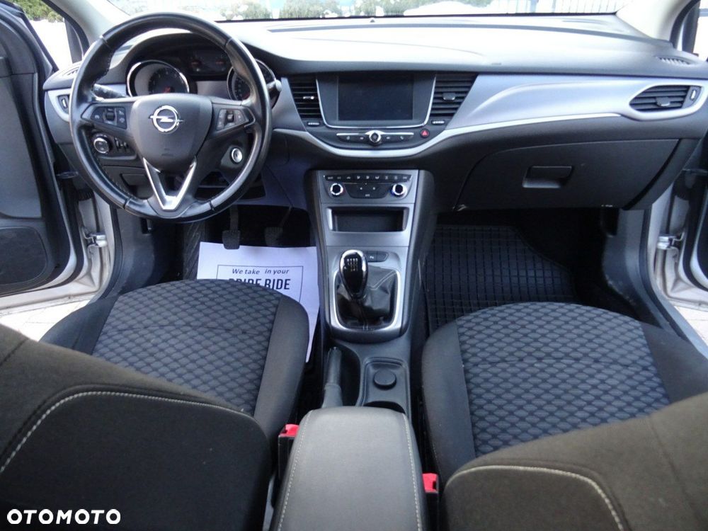 Opel Astra 1.4 T Enjoy - 16