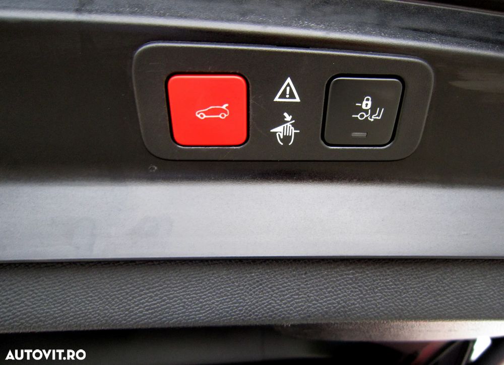 Peugeot 5008 PureTech 180 EAT8 Stop & Start GT Pack - 36
