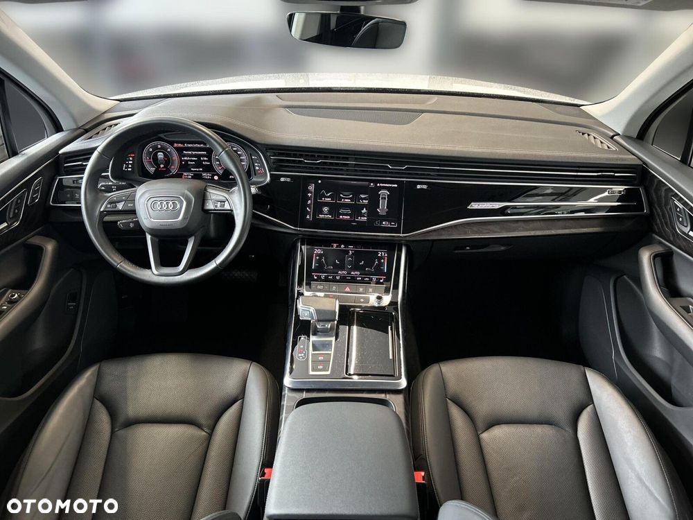 Audi Q7 - 25