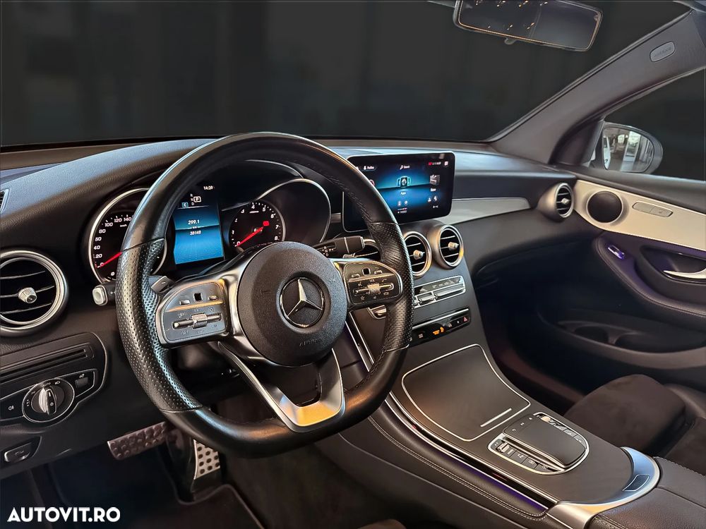Mercedes-Benz GLC Coupe 200 4Matic 9G-TRONIC AMG Line - 11