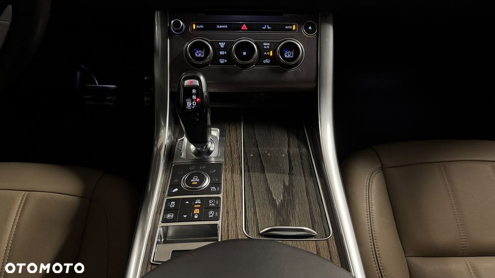Land Rover Range Rover Sport SDV6 HSE - 38