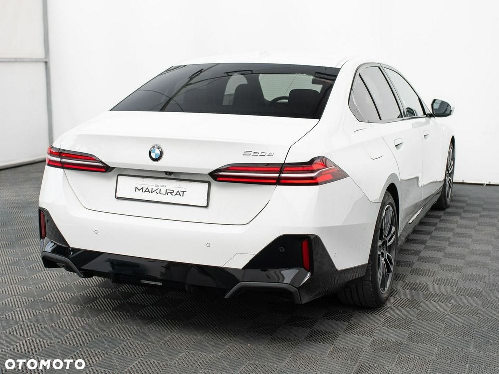 BMW Seria 5 520d mHEV M Sport - 6