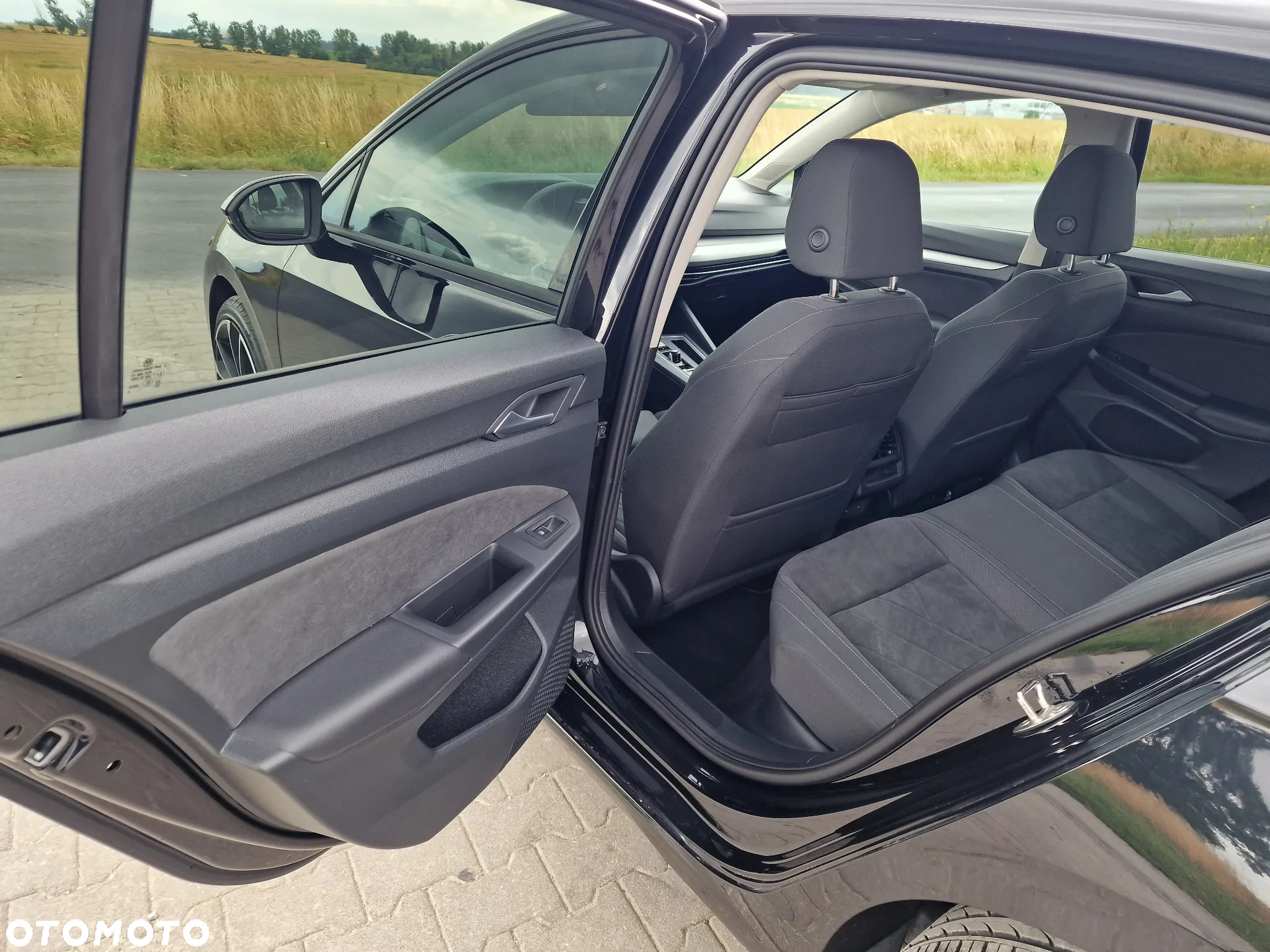 Volkswagen Golf VIII 2.0 TDI Edition 50 DSG - 24