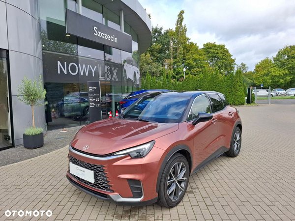 Lexus LBX 1.5 Hybrid Emotion