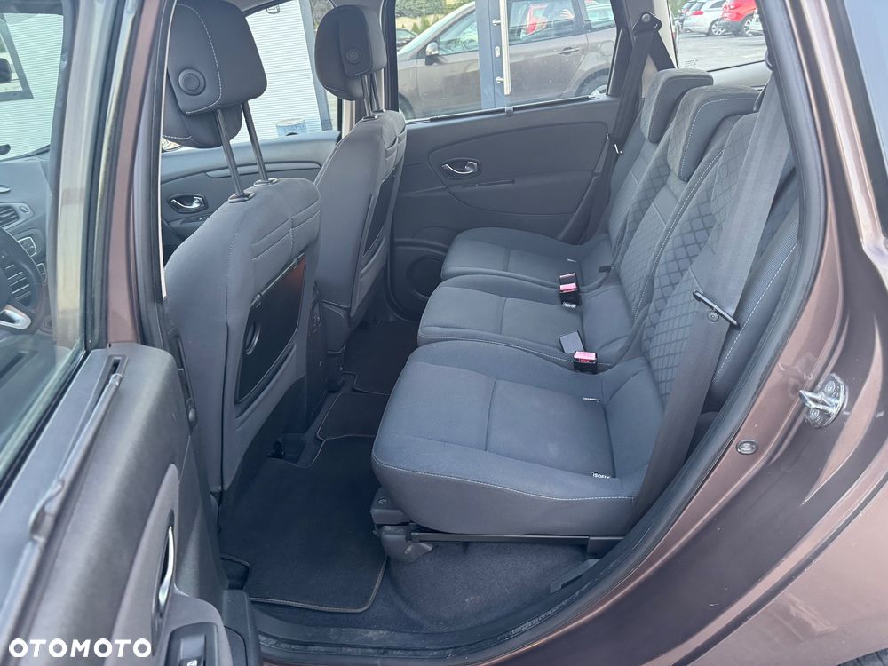 Renault Grand Scenic - 9