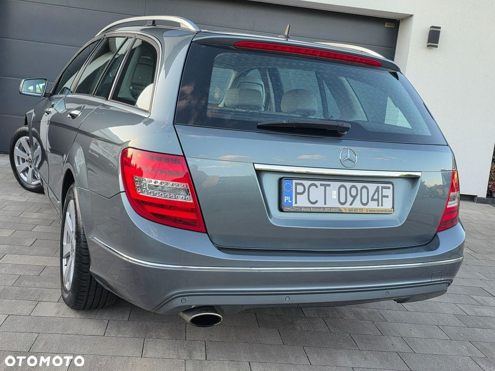 Mercedes-Benz Klasa C 200 (BlueEFFICIENCY) Avantgarde - 34