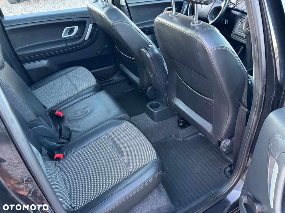 Skoda Roomster - 11