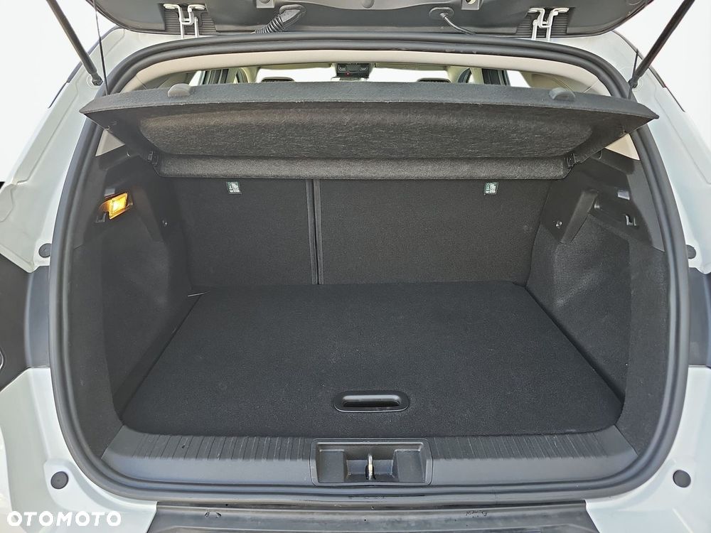 Renault Captur 1.3 TCe mHEV Intens - 28