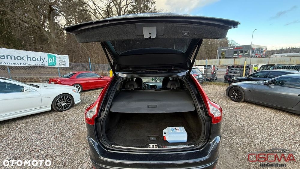 Volvo XC 60 D4 AWD Geartronic Summum - 18