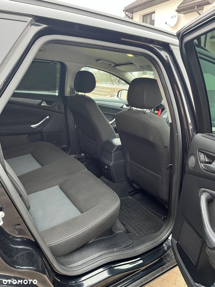 Ford Mondeo SW 2.0 TDCi Ghia - 13