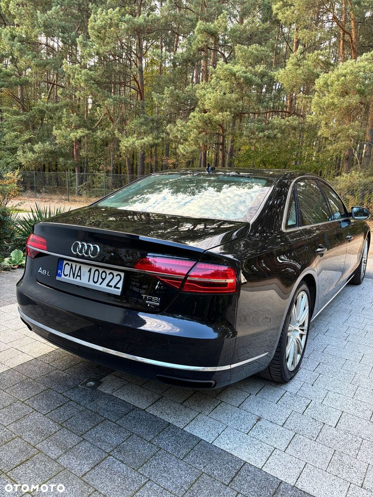 Audi A8 2015 photo 3
