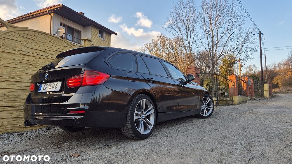 BMW Seria 3 318d - 4