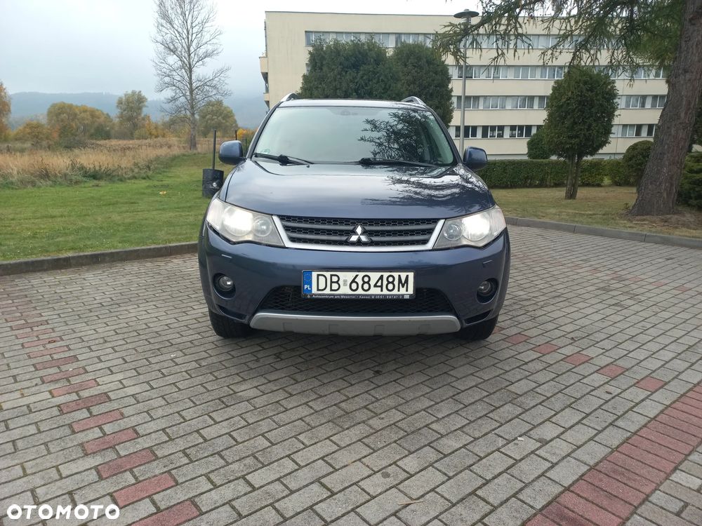 Mitsubishi Outlander - 30