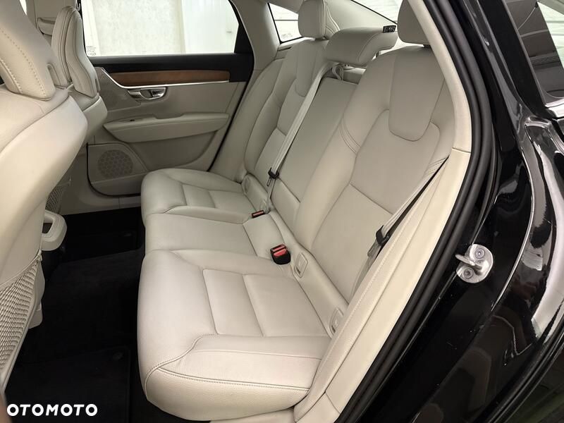 Volvo S90 B4 B Momentum Pro - 19