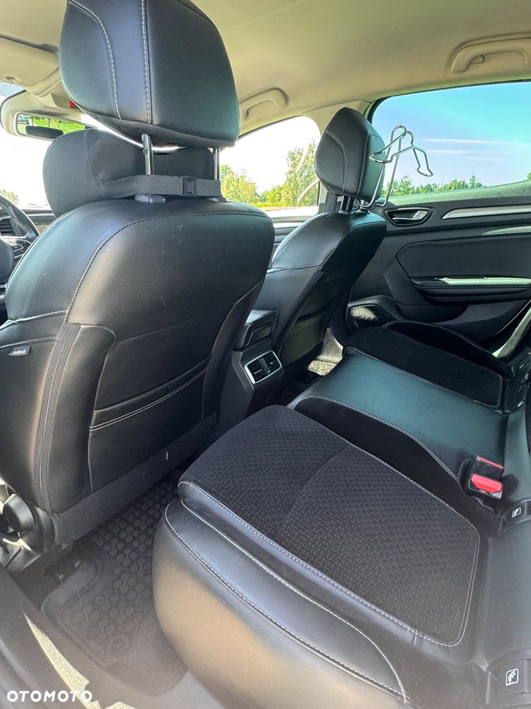 Renault Megane 1.5 dCi Limited EDC EU6 - 26