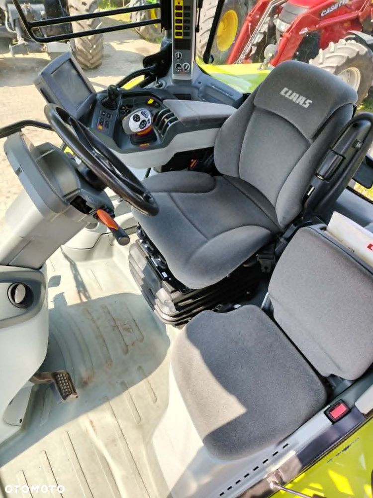 Claas ARION 650 - 6