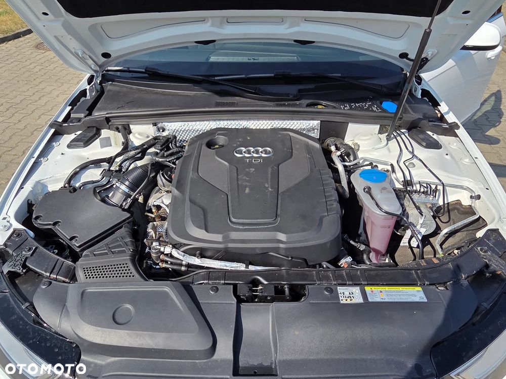 Audi A4 Avant 2.0 TDI Quattro S tronic - 16