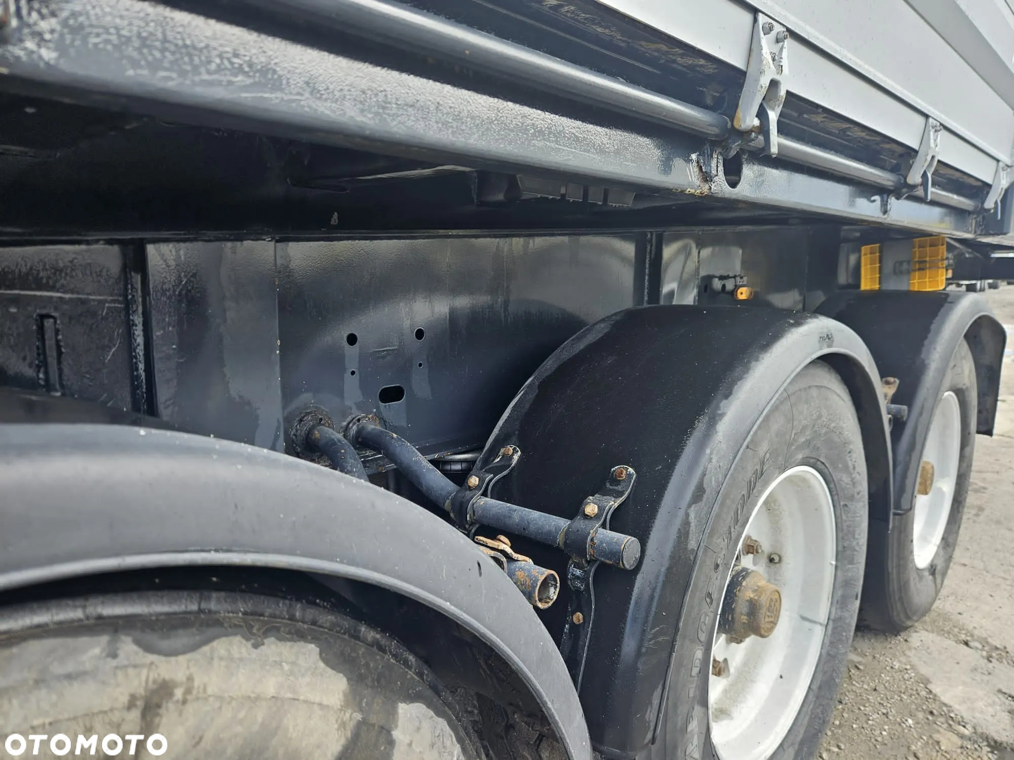 Schwarzmuller 47.000zł netto NACZEPA HKS 3 WYWROTKA 3 STRONNA 7,20M 3 OSIE ALUFELGI St. BDB MOŻLIWOŚĆ TRANSPORTU - 13