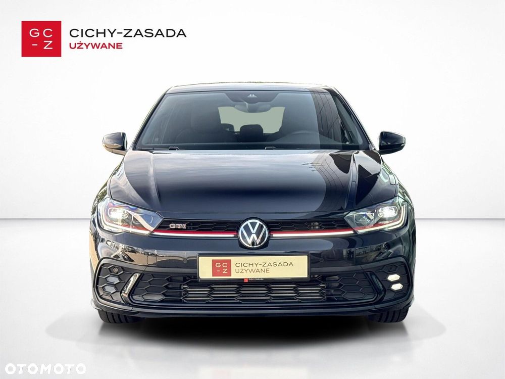Volkswagen Polo - 2
