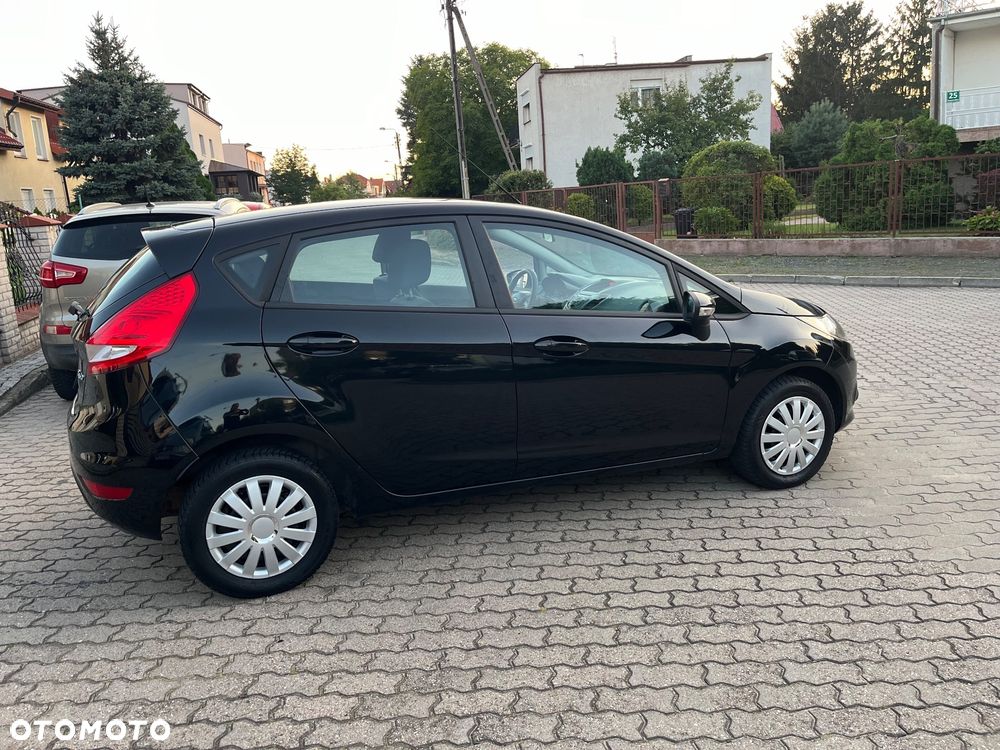 Ford Fiesta 1.25 Ambiente - 18