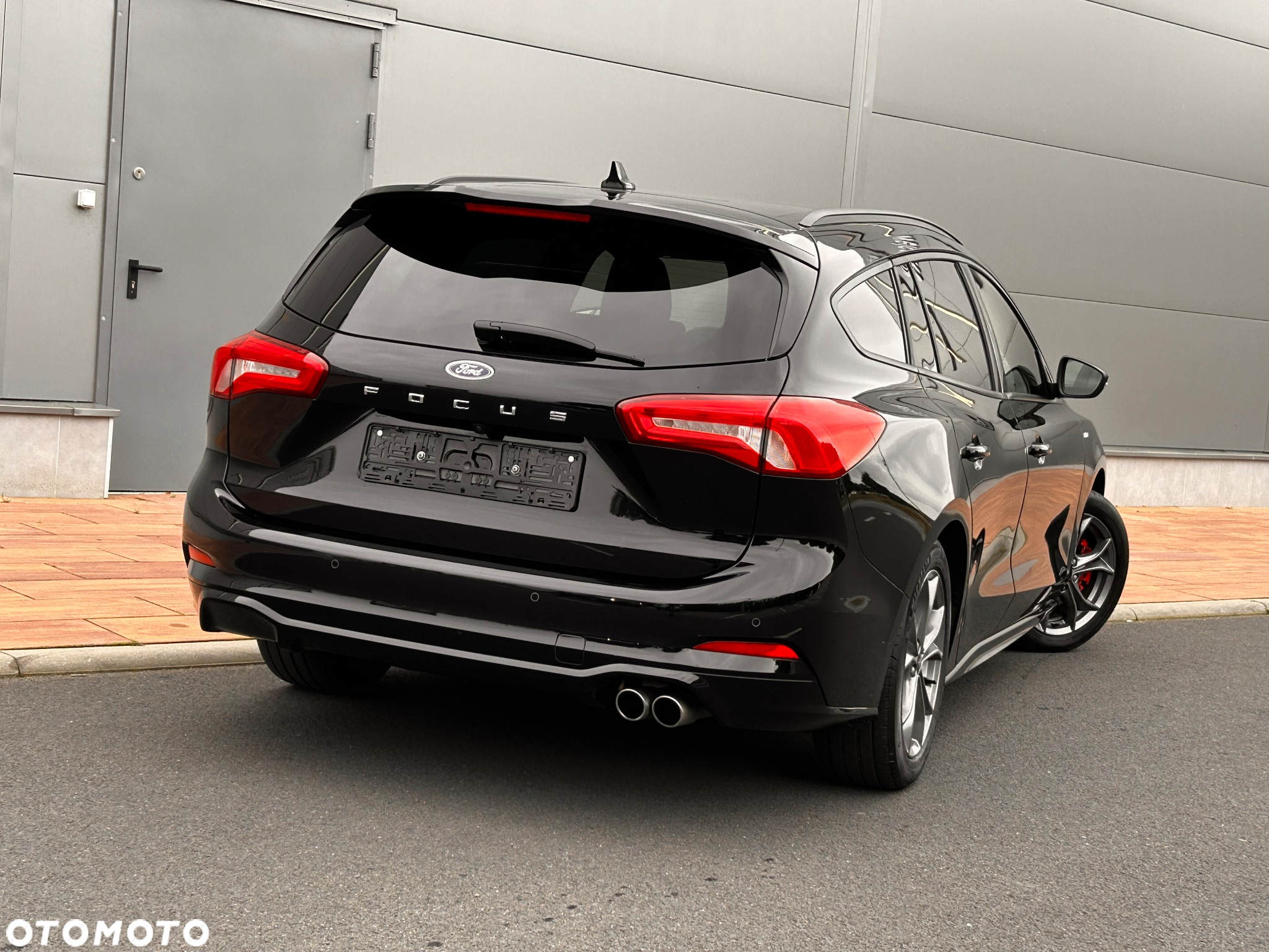 Ford Focus 1.5 EcoBlue Start-Stopp-System ST-LINE - 19