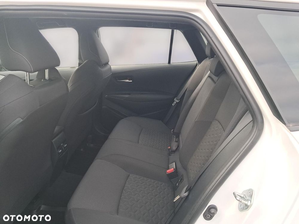 Toyota Corolla 1.8 Hybrid Comfort - 15