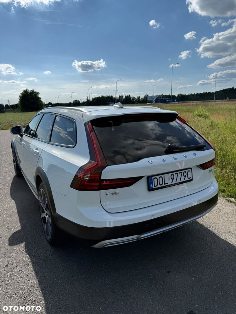 Volvo V90 Cross Country B5 D AWD Ultimate - 3