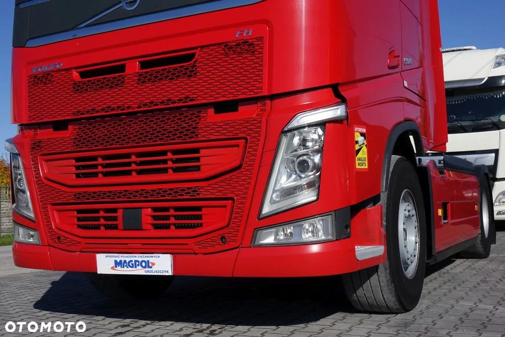 Volvo FH 500 GLOBETROTTER XL / STANDARD/ AUTOMAT / EURO 6 / KLIMATYZACJA POSTOJOWA/ 2 ZBIORNIKI PALIWA - 11
