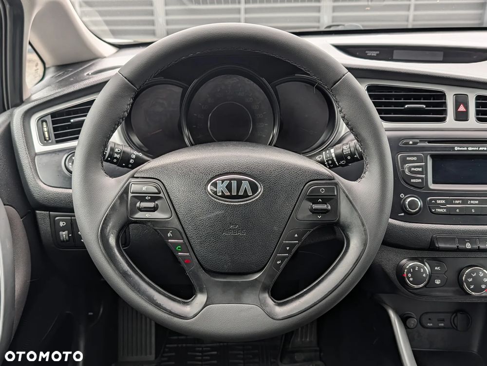 Kia Ceed Cee'd 1.6 CRDi M - 23
