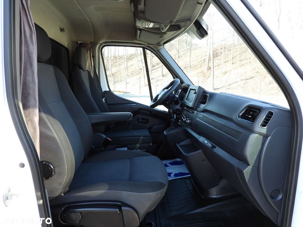 Renault MASTER PLANDEKA WINDA 9 PALET WEBASTO TEMPOMAT LEDY PNEUMATYKA KLIMATYZACJA  165KM - 38