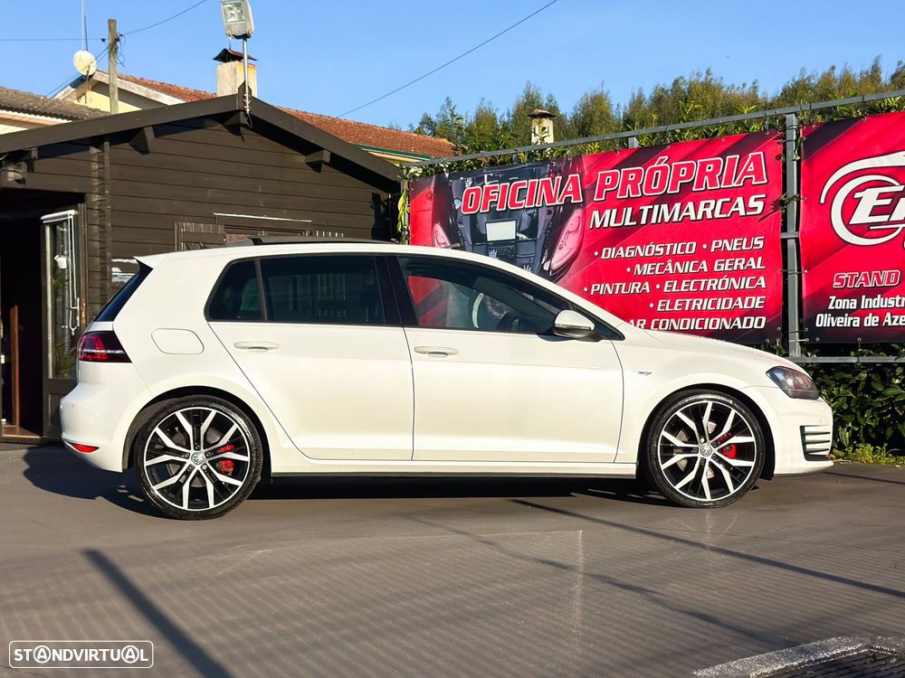 VW Golf 2.0 TDI GTD - 11