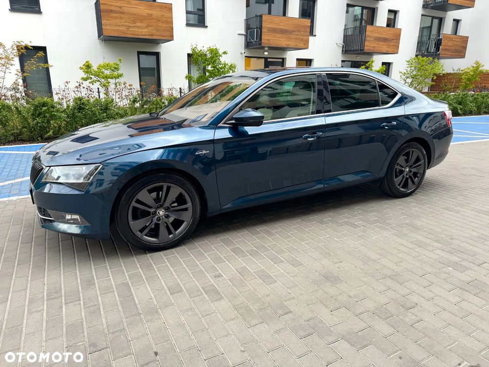 Skoda Superb 2.0 TDI SCR 4x4 L&K DSG - 12