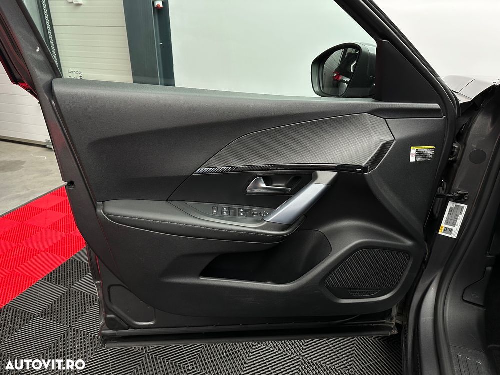 Peugeot 2008 1.2 PureTech Turbo S&S Allure - 21