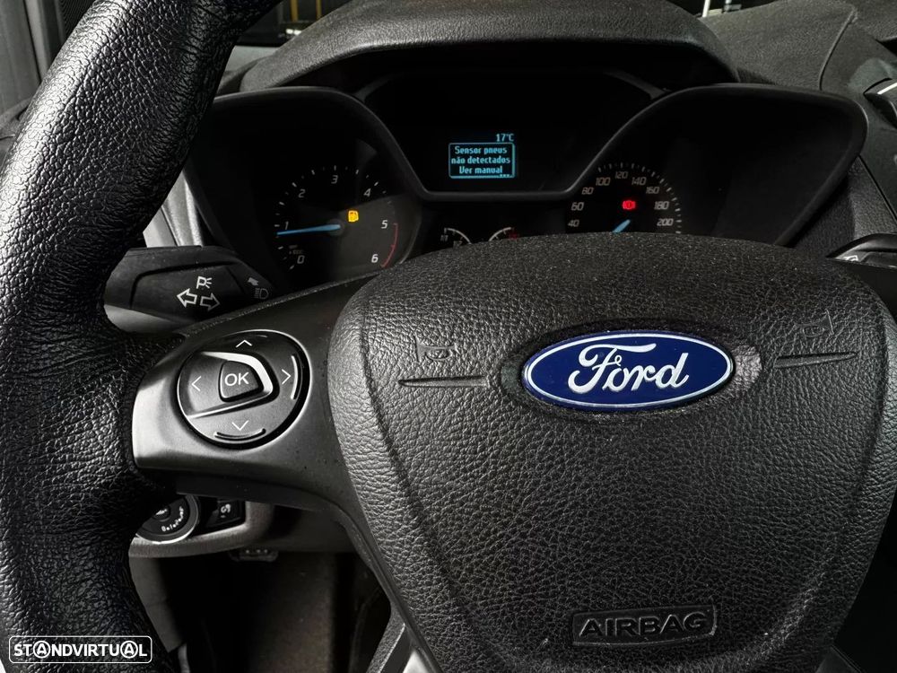 Ford Tourneo Connect 1.6 TDCi Titanium - 23