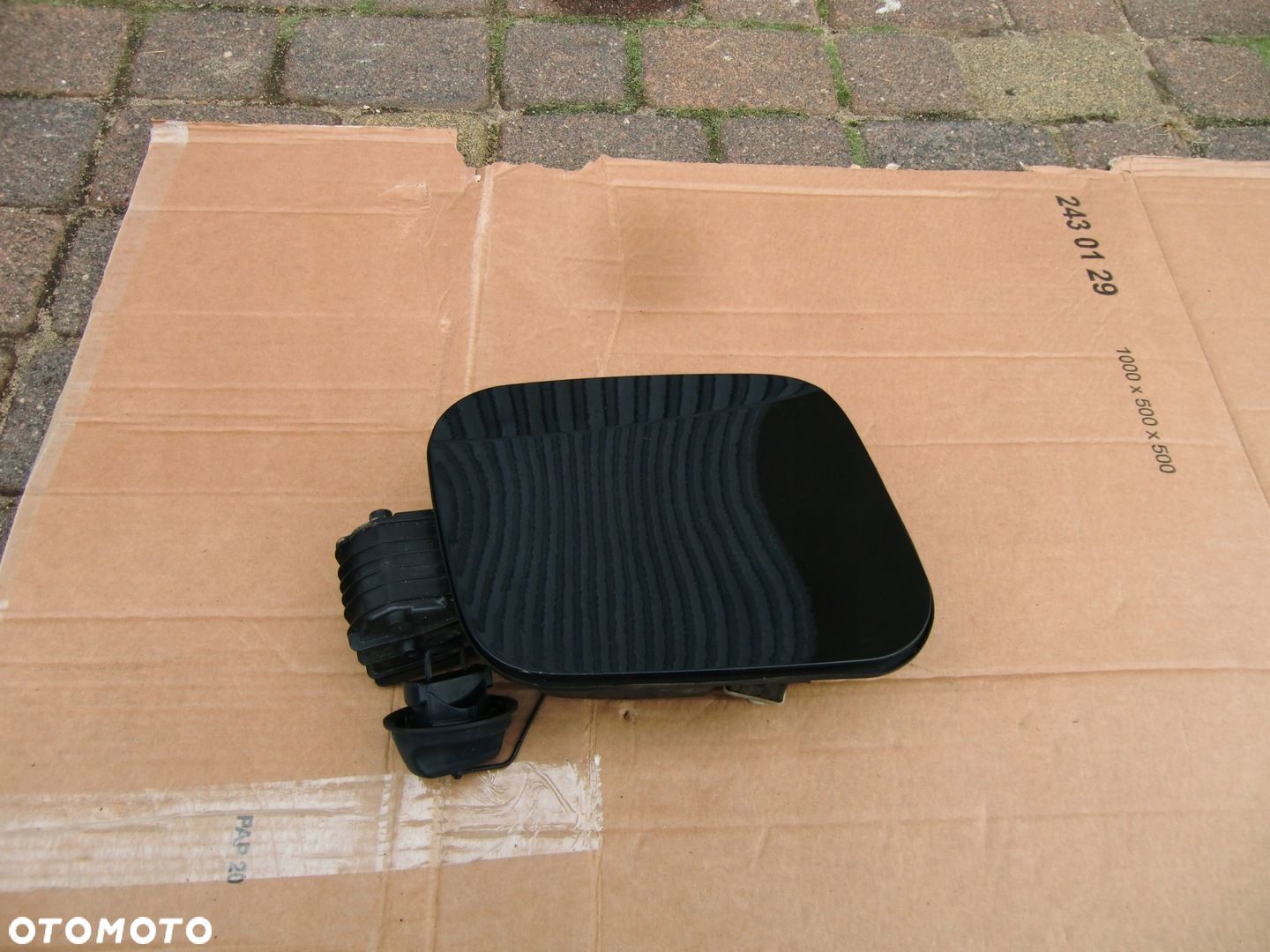 KLAPKA WLEWU PALIWA RENAULT CAPTUR II TEGNES - 1