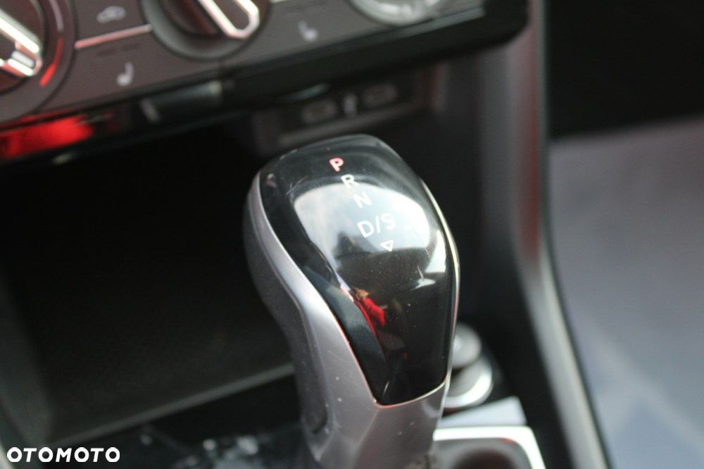 Volkswagen T-Cross - 25