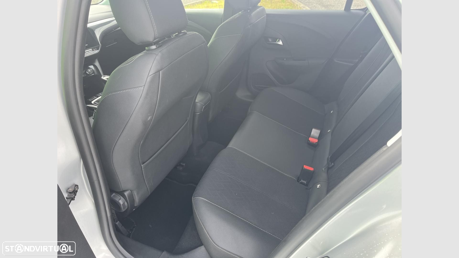 Opel Corsa 1.5 D Elegance - 11