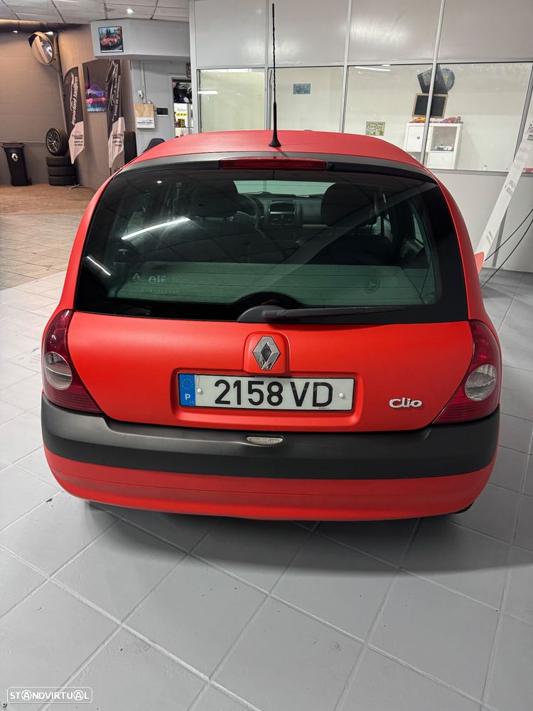 Renault Clio 1.2 16V Confort Dynamique - 9