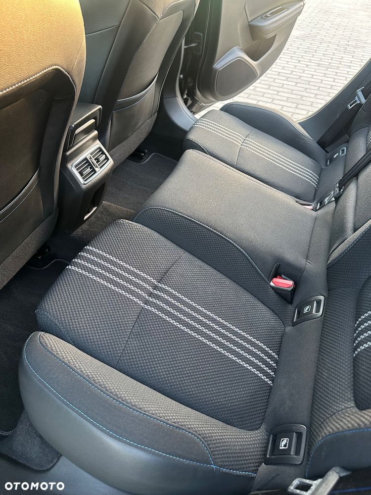 Renault Megane BLUE dCi 115 GT LINE - 21