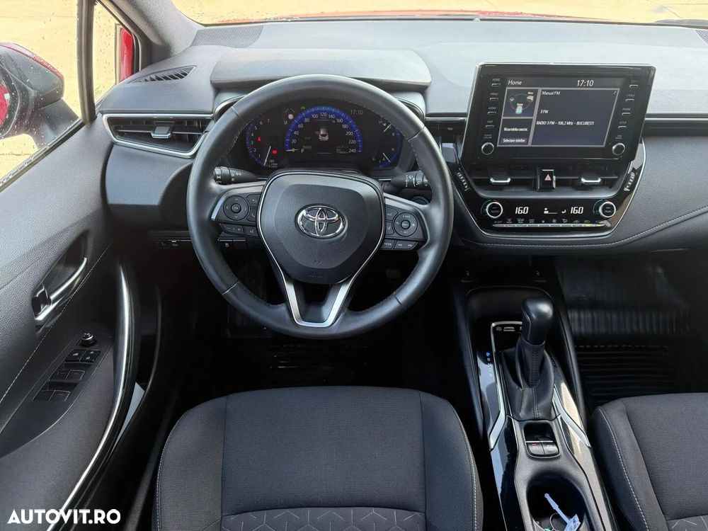 Toyota Corolla 1.8 HSD Business - 19