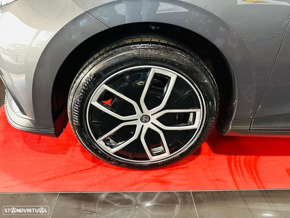 MG MG4 64 kWh Luxury - 20