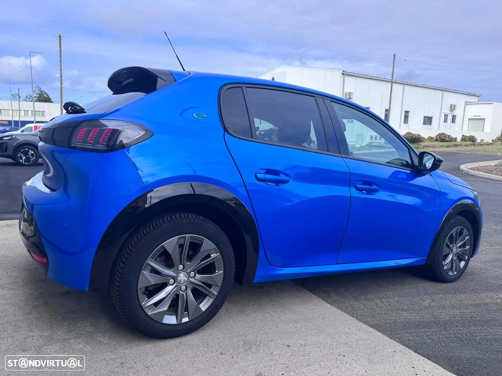 Peugeot e-208 Allure Pack - 5