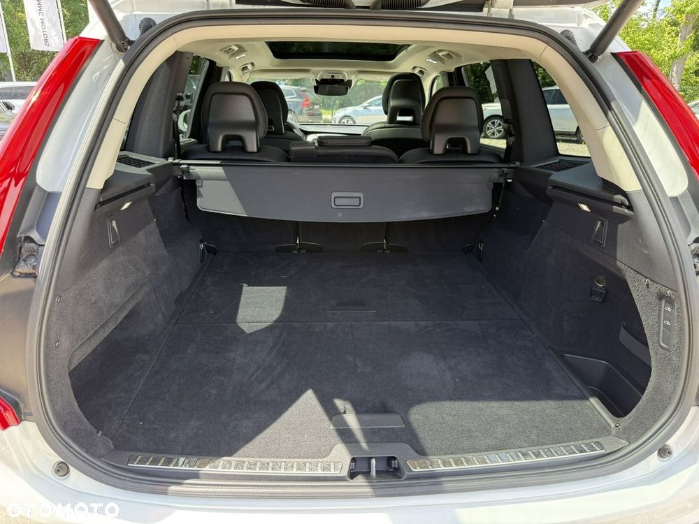 Volvo XC 90 - 10