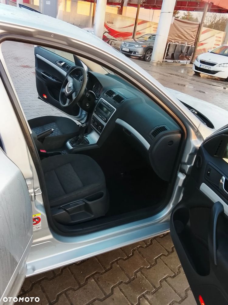 Skoda Octavia 1.6 - 34