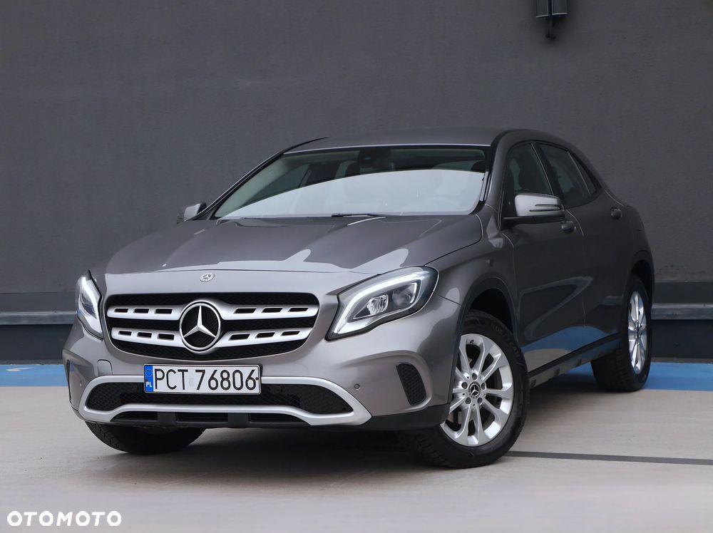 Mercedes-Benz GLA 180 7G-DCT - 3