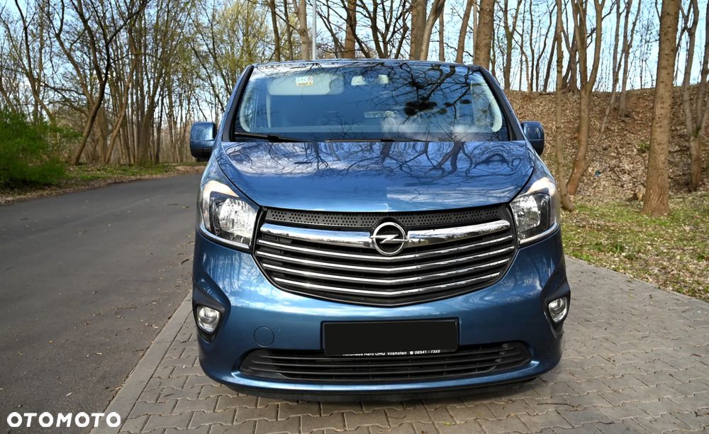 Opel Vivaro - 10